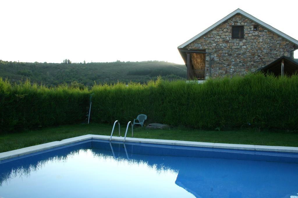 Alojamiento En Entorno Rural Los Trobos Villar de Otero Zewnętrze zdjęcie